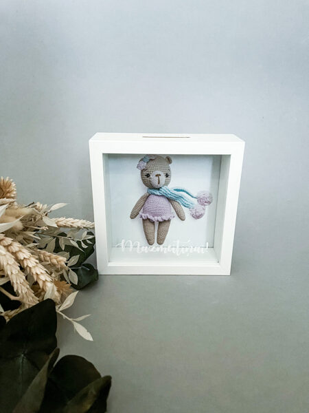 Koka krājkase "Mazmeitiņa" BM1